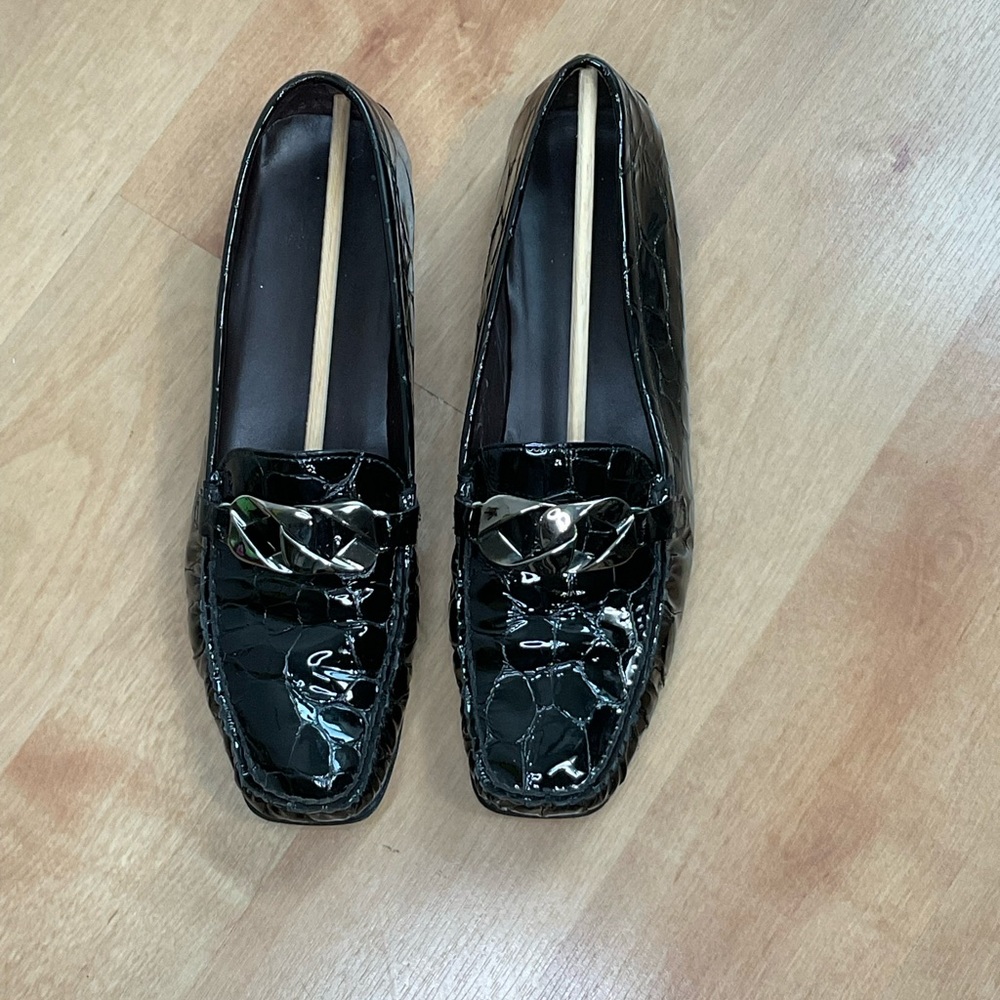 EUC in box patent leather croc embossed square toe‎ slip on loafers